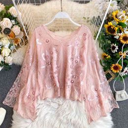 Lady Retro Court Embroidery Bead Sequin Long Flare Sleeve Short Mesh Tops Female Round Neck Elegant Korean Fashion Clothing K593 210527