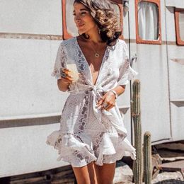 INSPIRED ruffle DRESS V-neck flare sleeve summer mini snake print women super chic vestidos beach 210412