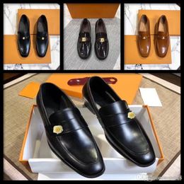 A1 NEW BRAND LUXURY MEN FORMAL SHOES slip on Pointed Toe Patent LEATHER OXFORD SHOES For DESIGNER MEN DRESS SHOES Business Plus Size 45 33
