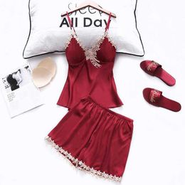 Xia Bingsi sexy Pyjamas women's suit Korean embroidery lace sling short two piece set with bra can be worn out Q0706