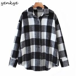 Vintage Oversize Plaid Jacket Women Long Sleeve Turn-down Collar Loose Outerwear Streetwear Female Casual Winter Coats 210514