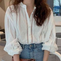 Women's Spring Autumn Top French Polka Dot Chain Hook Flower Hollow Lace Blouse Solid Colour Loose Long-sleeved Tops LL421 210506