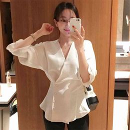 Women's Long-sleeved Shirt Spring V-neck Solid Sashes Slim Flare Sleeve Sexy Shirts Woman Tees Female Tops PL049 210506