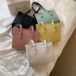 Crossbody Bags Weave PU Leather Small For Women 2021 Fashion Shoulder Handbag Designer Green Pink White