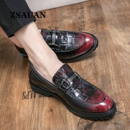 Red Men Oxford Shoes Metal Decoreation Fashion Men Party Formal Shoes Crocodile Pattern Pointed Gentleman Footwear