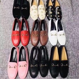 designer lady Shoes metal buckle letter Embroider flower bee Fashion Women real Leather cowhide Dress Flat Platform round toes Pumps Loafers Slip-On casual shoe