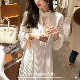 Elegant Chiffon White Dress Women V-Neck Evening Party Midi Dress Female Spring Long Sleeve Office Dress Korean 210521