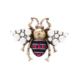 Pins, Brooches Vintage Antique Metal Imitation Pearl Insect Bee Pin Fashion High-end Jewellery Females Suits Coat For Women