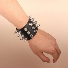 Charm Bracelets Punk Gothic Rivet Stud Faux Leather Bracele For Women Three Row Cuspidal Wide Cuff Rock Unisex Braceelts Party Jewellery Gift
