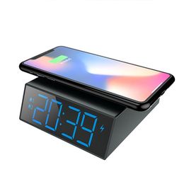 DIgital LED alarm clock with10W wireless fast charging Desktop snooze electronic 12/24 hours display 210804