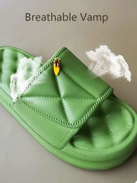 2022 New Bathroom Slippers For Women Summer Men Slides Flip Flops EVA Thick Sole Quiet Soft Sandals Home Beach Non-Slip