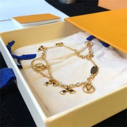Golden Floral Letter Charm Bracelets With Box Simple Personality Punk Jewelry Seiko Elegant Street Party Bracelet