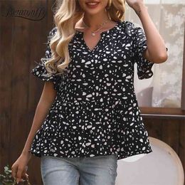 Notch Neck Print Black Ruffle Hem Blouses Summer Short Sleeve Loose Casual Women Blouse Fashion Tops 210510