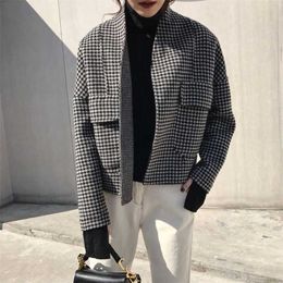 Autumn Winter Korea Fashion Women Loose Short Jacket Thicken Plaid Woollen Coats Double Pocket Cardigan Vintage Coat S218 211029