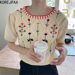 Korejpaa Women T-Shirt Summer Korean Chic Sweet Strawberry Cream Hand-Crocheted Round Neck Puff Sleeve Knitted Pullovers 210526