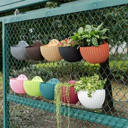 European style imitation rattan wall hanging flower pots planters semicircular balcony lazy /basket 211130