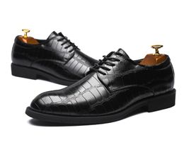 Fashion Autumn Men Oxford Dress Shoes Patent Leather Black Luxury Business Platform Comfortable Mens Wedding Footwear designer Boots