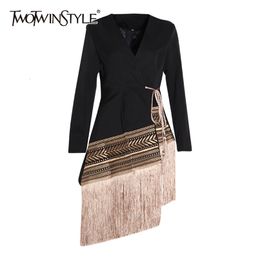 TWOTWINSTYLE Loose Fit Spliced Contrast Colour Tassel Belt Jacket V-neck Long Sleeve Women Coat Fashion Autumn Winter 211019