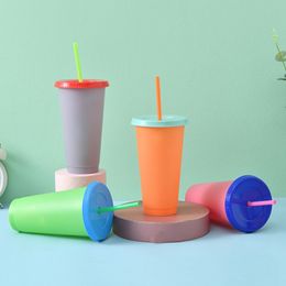 Colour Changing Cold Drink Tumblers Reusable Temperature Sensitive Plastic Colourful Coffee Cup with Lids and Straws