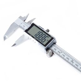 Electronic Digital Calliper HD Full Screen Metal 0-150mm Stainless Steel Vernier Precise Measurement Tool 210810