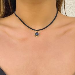 Kpop Korean Fashion Velvet Choker Necklace for Women Vintage Gothic Sexy Elegant Jewelry On The Neck Collar Accessories