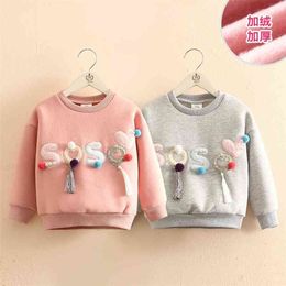 Autumn Warm Fashion 2 3 4-10 Years Long Sleeve Letter Ball Pearl Hoodies Kids Baby Girls Plus Velet Winter Sweatshirts 210701