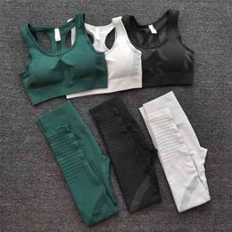 2PCS Sports Suits Women Seamless Yoga Sets Fitness Gym clothing Pants High Waist Straps Sport Leggings Elasticity Bra 210813