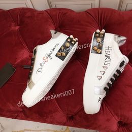 2023top Designer classic summer casual shoes womens mens fashion skulls leather boots punk flat-bottomed personalized fashion sneakers