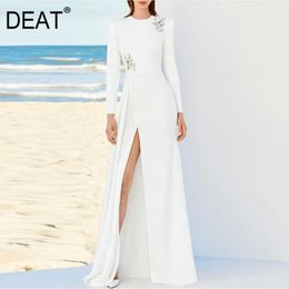 [DEAT] White Long Sleeve Crystal Floor-length Round Neck High Quality Dress Women Autumn Spring Fashion 13C147 210527