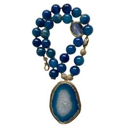 Y·YING Smooth Round Shape Oval Kyanites White Coin Pearl Necklace Blue Agates Slice Pendant 22"