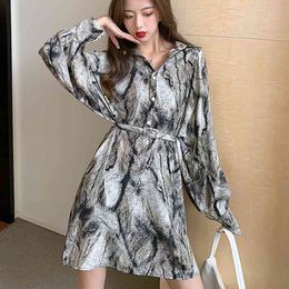 Long sleeves Chiffon Print Blouse Shirts Dress Sexy Loose Belt Female Coffee Mini Drees Women Blusas 956H 210420