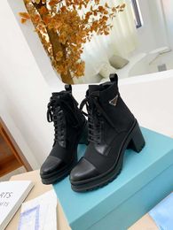 2021 Women Designer Brushed Leather and Nylon Ankle Boots Laced Up Woman Biker Platform Flat Australia Winter Heel Sneakers With Box