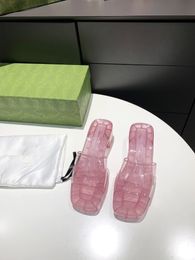 Luxusmarke Designer Damen Plattform Perforierte Sandalen Hausschuhe aus transparenten Materialien modisch sexy reizender sonniger Strand Frau Schuhe Slipper JM1126