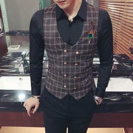 Feather Men's Classic Plaid Vests Double-breasted Casual slim Sleeveless Formal Business Dress Vests Nightclub Wedding Waistcoat 210527