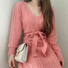 Chic Twist Patchwork Knitted Dresses Women Vintage V-neck Drawstring Slim Waist Vestidos Autumn Solid Colour Loose Dress 210603