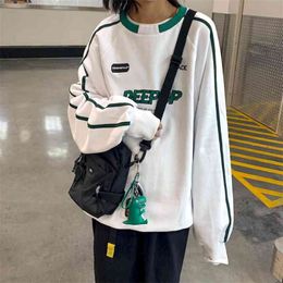 Men women's college style T-shirt autumn winter white sports hip hop top Korean student loose lovers streetwear 210720