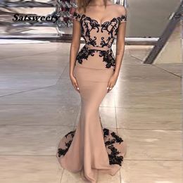 Champagne Mermaid Evening Dress Black Lace Appliques Off The Shoulder Floor Length Prom Dresses Long Formal Party Gowns