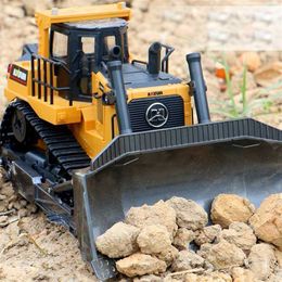 Electric/RC Car HUINA 1569 1 16 RC Bulldozer Remote Control Truck 8CH Machine on Car Toys for Boys Hobby Engineering Gifts 220125 240314