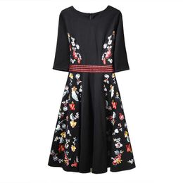 PERHAPS U Black Vintage Elegant V Neck Floral Embroidery 3/4 Sleeve Empire A Line Knee Length Dress Solid Autumn D1713 210529