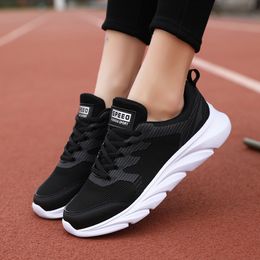 Wholesale Tennis Men Womens Sport Running Shoes Super Light Breathable Runners Black White Pink Outdoor Sneakers EUR 35-41 WY04-8681