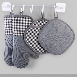 Silicone Oven Mitts and Pot Holders Sets with Quilted Liner Heat Resistant Kitchen Mitt Gloves for Cooking Baking Grilling DHL