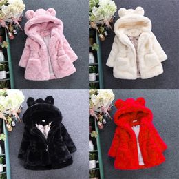 Çocuklar Kış Isıtıcı Mont Noel Kız Tasarımcı Kürk Hoodie Ceket Kalın Bebek Kız Ceket Çocuk Sıcak Dış Giyimler 5302 Q2