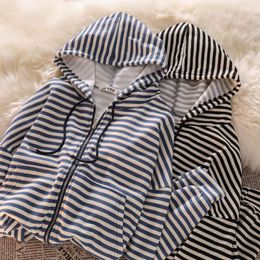 Women's Hoodies & Sweatshirts Korean Style Casual Striped Cotton Cardigan Hooded Women Zipper Pockets Streetwear Vintage Female Tops