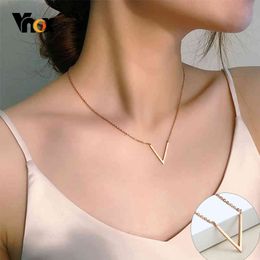 Vnox Minimalist Initial Letter V Neckalce for Women Bright Colour Stainless Steel Chain Chokers Elegant Alphabet Jewellery