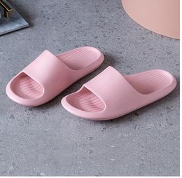 2021 Cool slippers female summer a family of three parent-child family outside the home to wear lovely indoor non-slip girl home children slippers111