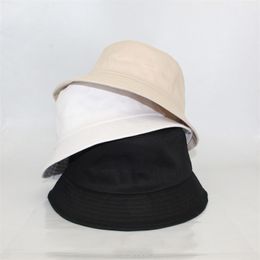 Moda Tasarımcısı Mektup Kova Şapka Erkek Bayan Kasketleri Için Katlanabilir Kapaklar Siyah Balıkçı Plaj Güneş Şapkaları Visor Geniş Brim Katlanır Bayanlar Mowler Cap