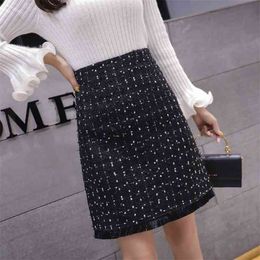 Plaid Wool Tweed Skirts Women Tassel Autumn And Winter Korean High Waist Vintage Elegant Office Lady Skirt 210520