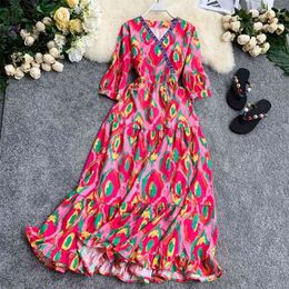 Summer Women's Dress Retro Ethnic Print V-neck Short-sleeved Long Waist Slimming Ruffle Female es LL946 210507