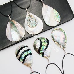 Vintage Teardrop Paua Abalone & White Shell Inlaid Pendant Necklaces for Women and Men Colourful Sea Shells Pendant Boho Handmade Fashion Beach Delicate Jewellery Gifts