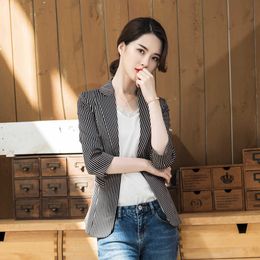 Plus size ladies office blazer Summer casual ladies' small suit jacket professional wear feminine high quality 210527